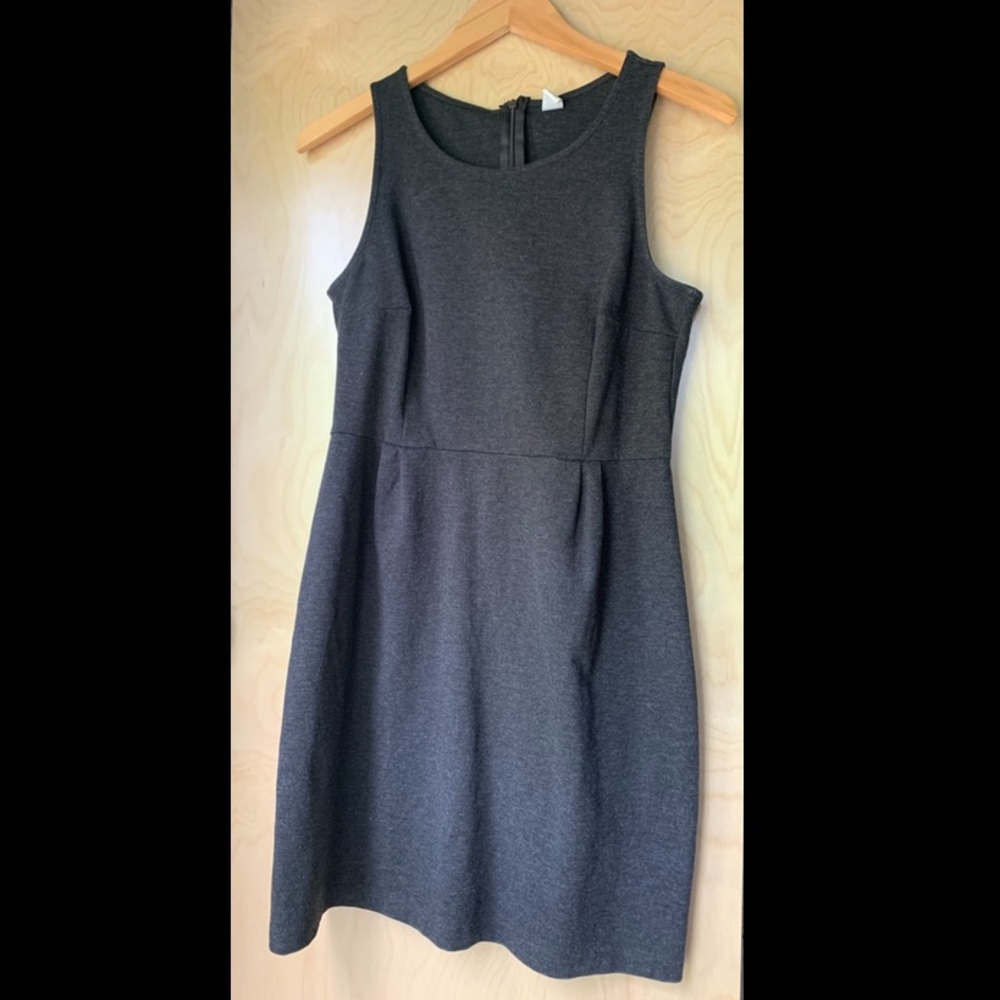 3/$15 Grey old navy dress